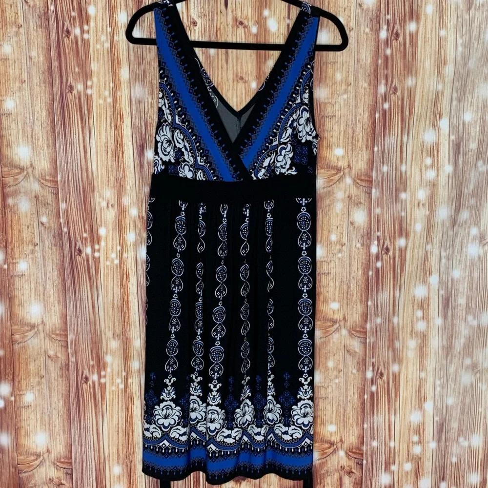 Connected Apparel Size 12 V Neck Front and Back Empire Waist Sleeveless - Picture 1 of 7